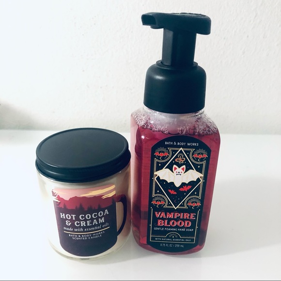 BATH & BODY WORKS BUNDLE CANDLE-HAND SOAP - Picture 2 of 3